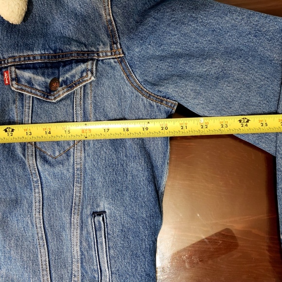 Levis Sherpa Denim Jean Trucker Jacket Premium Small - Picture 3 of 7